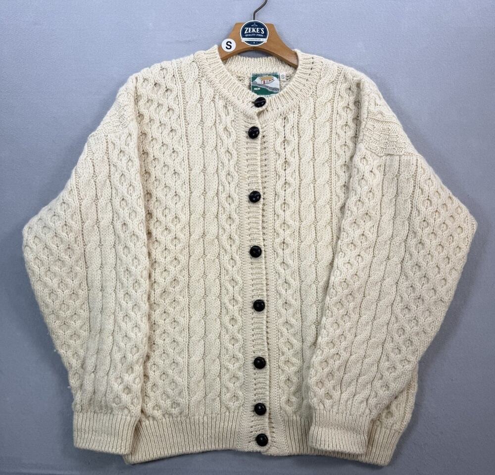 VTG Woman’s Cable Knit Aran Cardigan 100% Wool Sweater Size S. Made In Ireland